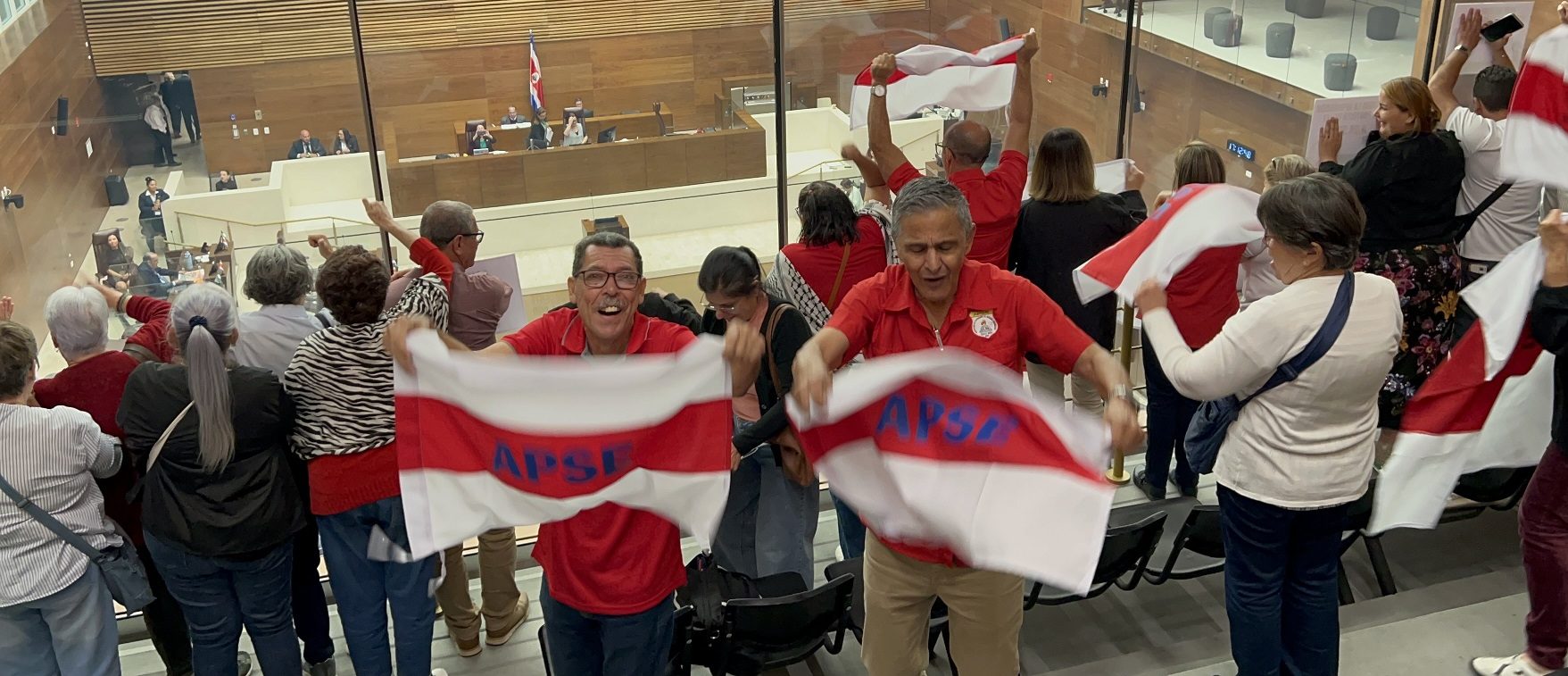 Aprobada la ley que descongelará pensiones del RTR